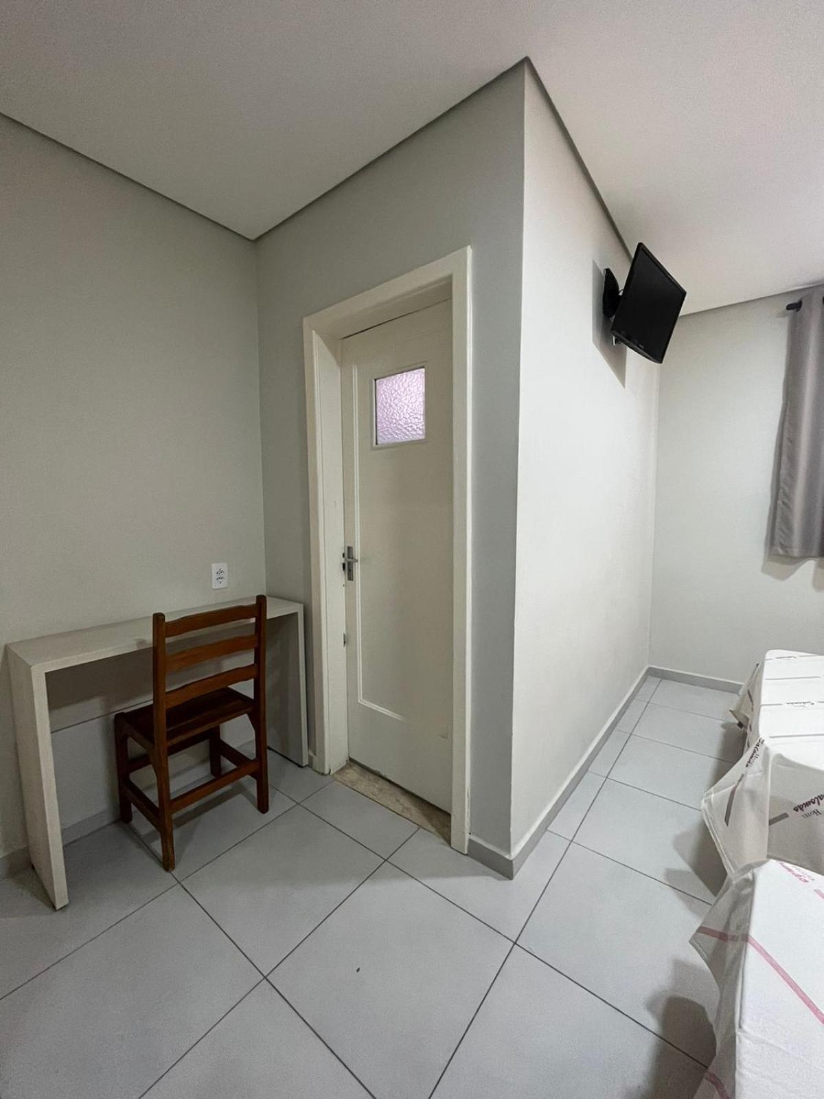 Hotel Salomao - Proximo A 25 De Marco, Bom Retiro, Bras E Rua Santa Efigenia, A 2 Minutos Do Mirante Sampa Sky E Pista De Skate Anhangabau Sao Paulo Exterior foto