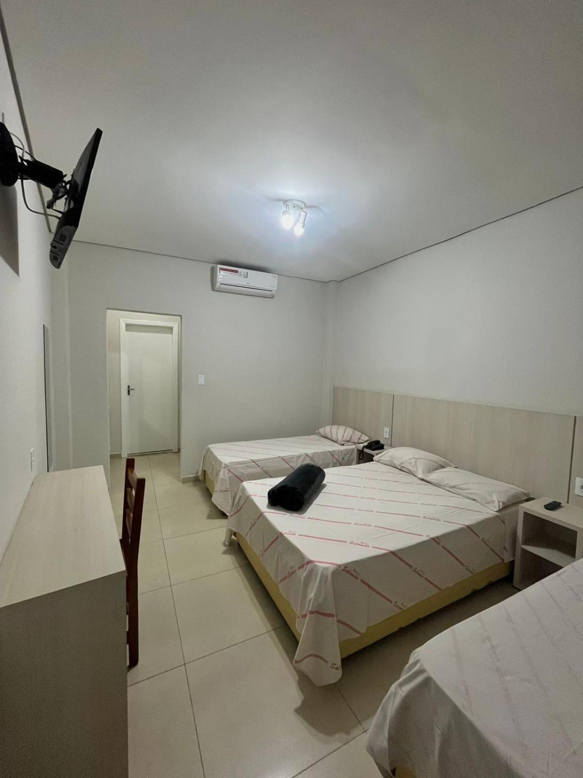 Hotel Salomao - Proximo A 25 De Marco, Bom Retiro, Bras E Rua Santa Efigenia, A 2 Minutos Do Mirante Sampa Sky E Pista De Skate Anhangabau Sao Paulo Exterior foto